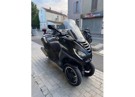 PEUGEOT METROPOLIS 400